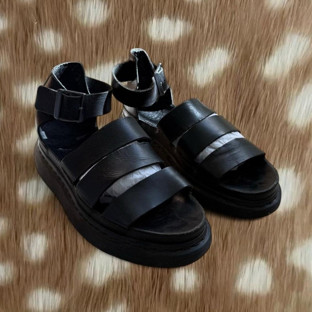 Platform Dr Martens Sandals